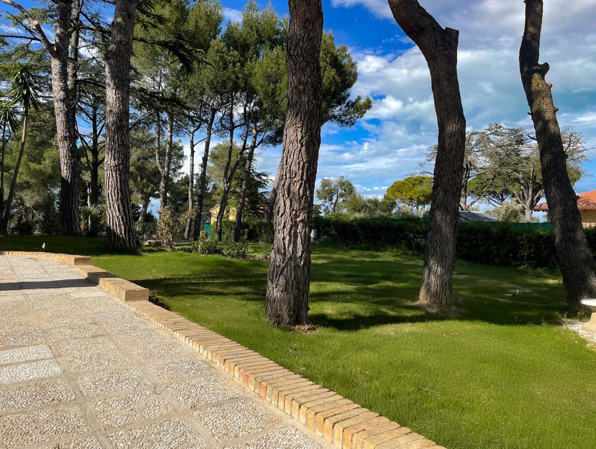Villa Lucilla - B&B Rooms And Pool 波滕扎皮切纳 外观 照片